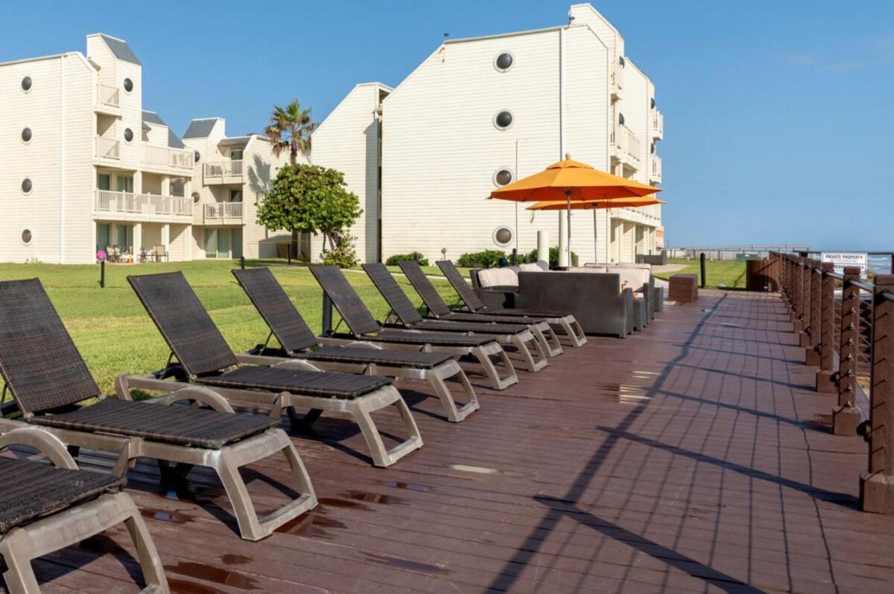 New Stunning Ocean-View Beachfront Resort, Heated Pool! Саут-Падре-Айленд Екстер'єр фото
